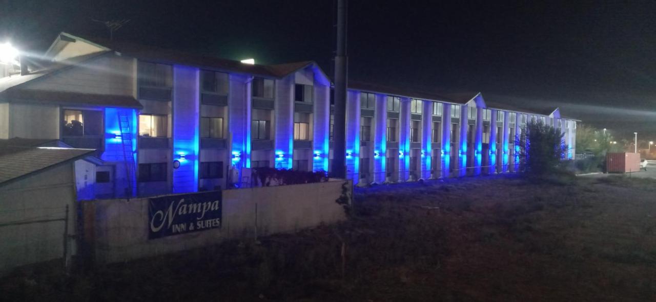 Nampa Inn & Suites מראה חיצוני תמונה