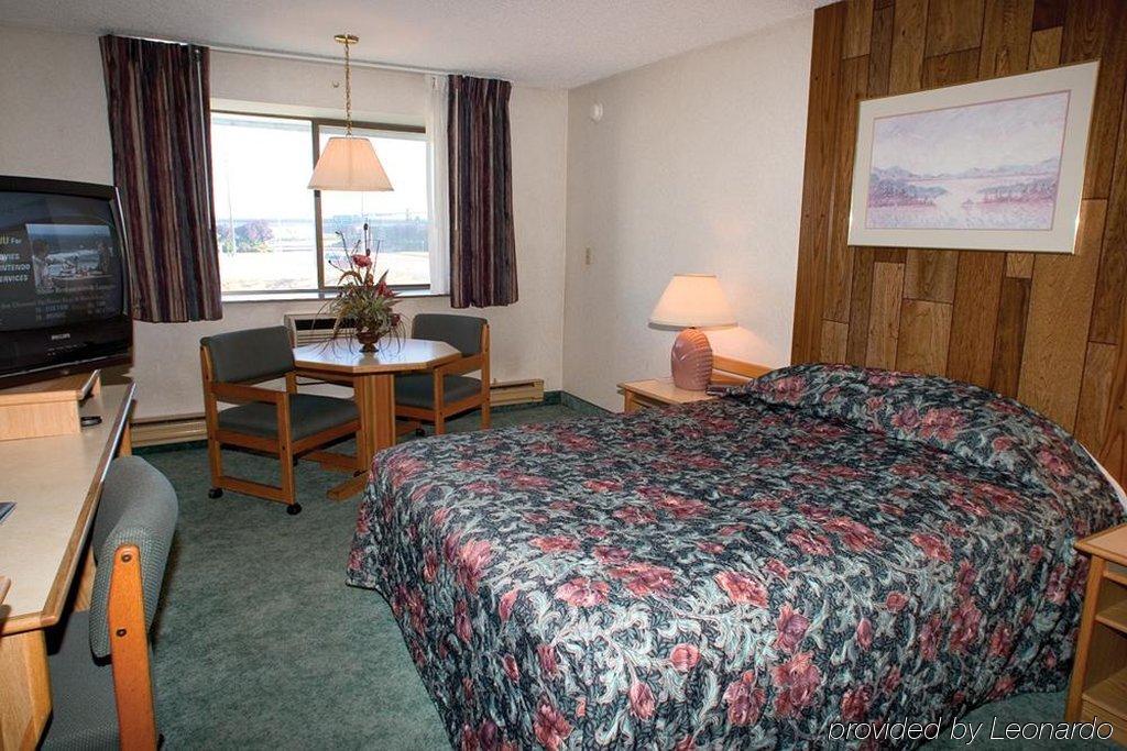 Nampa Inn & Suites חדר תמונה
