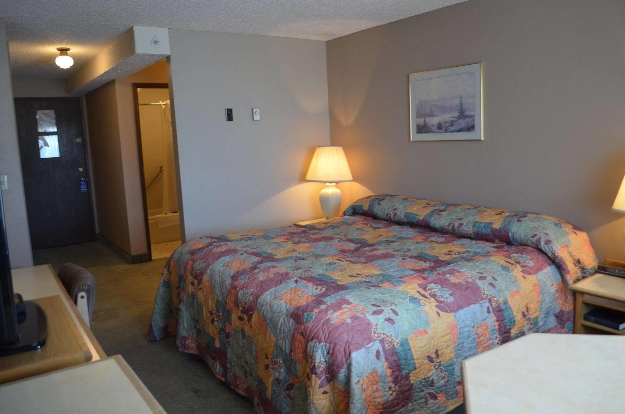 Nampa Inn & Suites מראה חיצוני תמונה